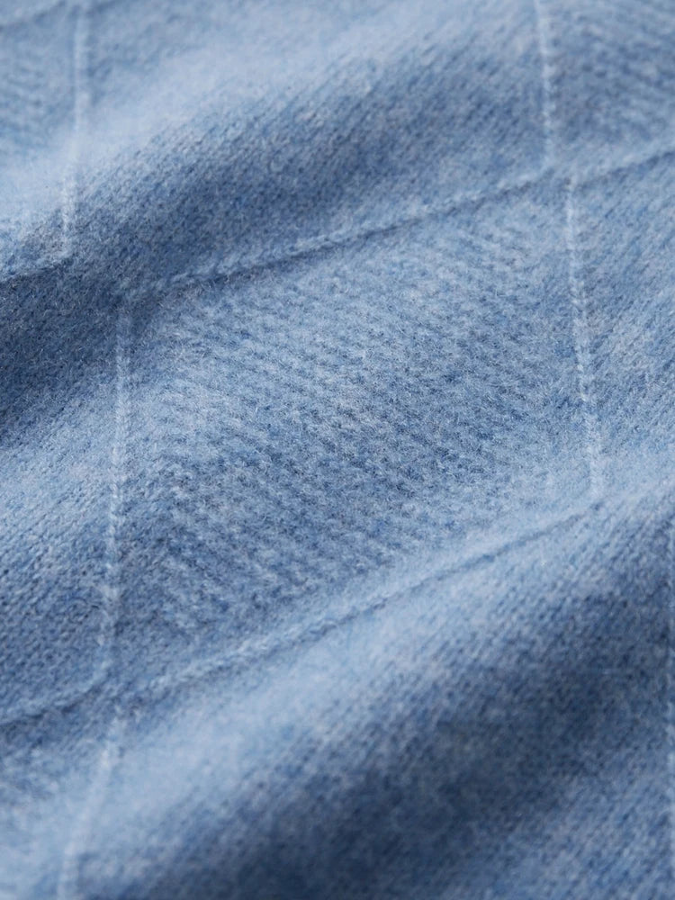 Embossed rhombus pattern on the Rock Blue men’s cashmere sweater — From Borcelleclothes.