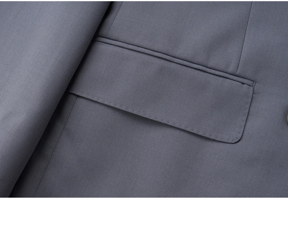 Detail of the Comet blazer’s side flap pocket with clean construction. From Borcelleclothes.