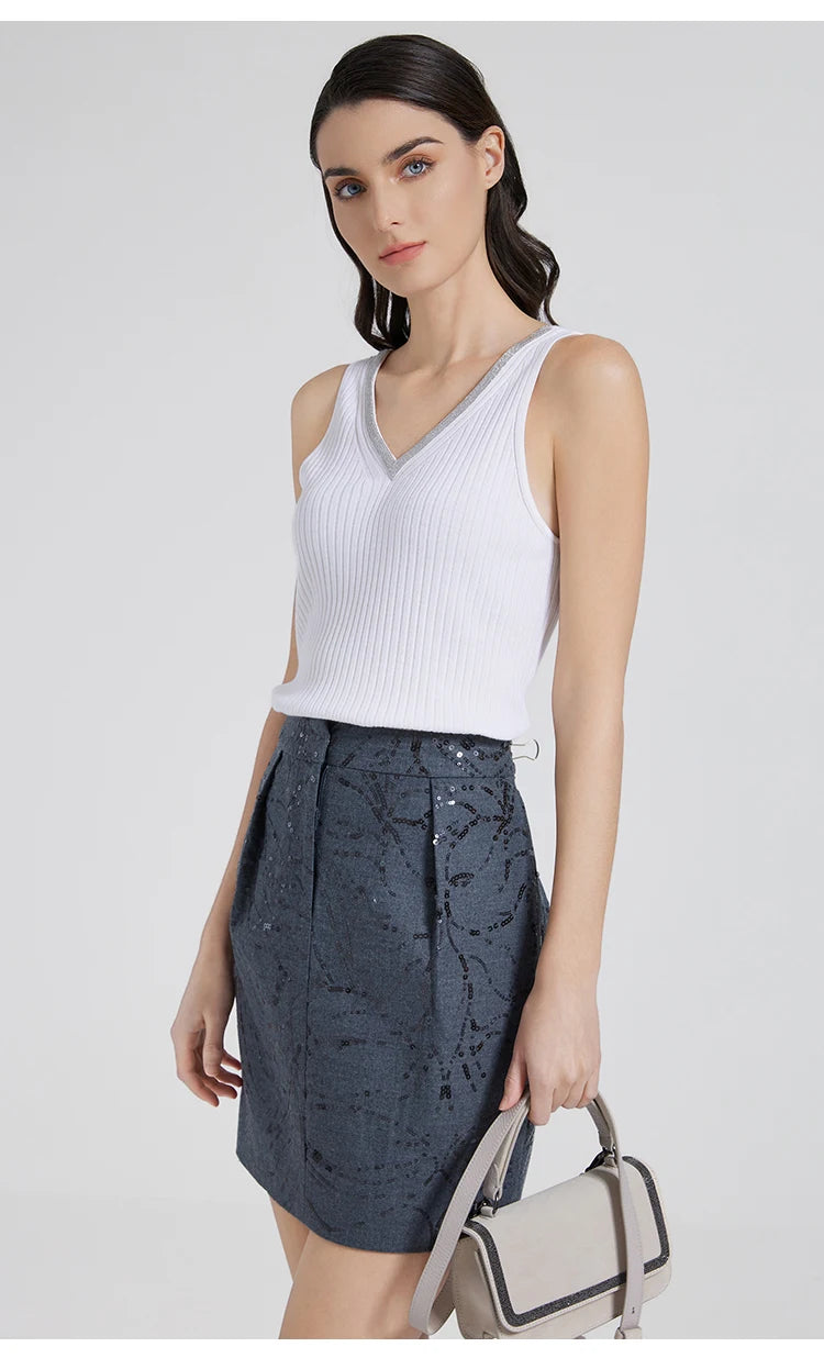 White Lilac wide-rib V-neckline top shown in a slight side pose. From Borcelleclothes.