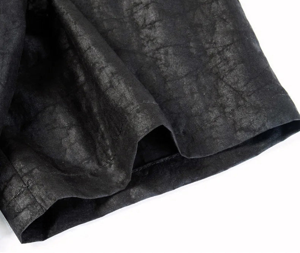 Close-up of the dropped shoulder and short sleeve hem — From Borcelleclothes.