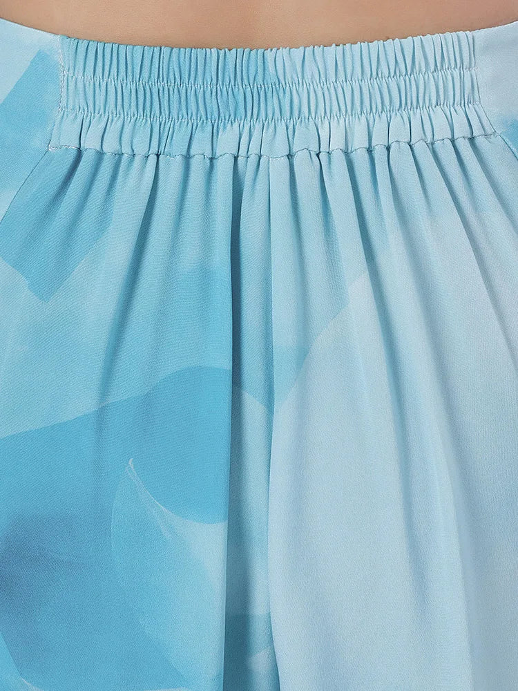 Detail of the back waist construction with fine, multi-row elastic casing for custom comfort — From Borcelleclothes.