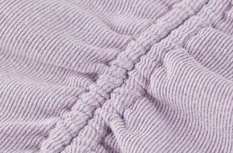 The gathering detail: close-up of the adjustable casing and matching tie. — From Borcelleclothes.