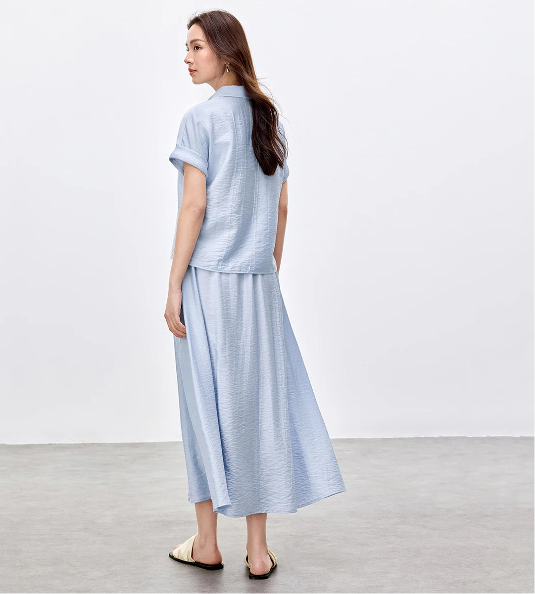 Rear view of the oversized kimono shirt silhouette in Forget-Me-Not Mist — From Borcelleclothes.