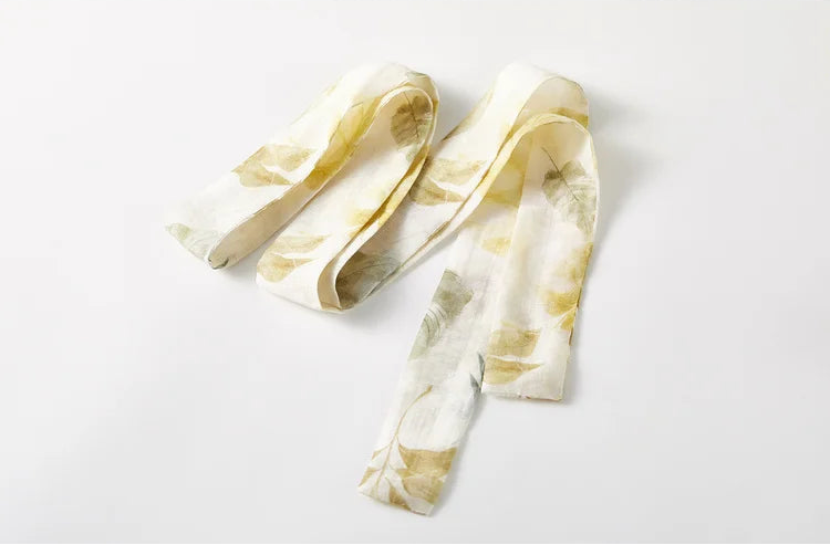 Close-up of the neck tie for the Sydney Breeze set — From Borcelleclothes.