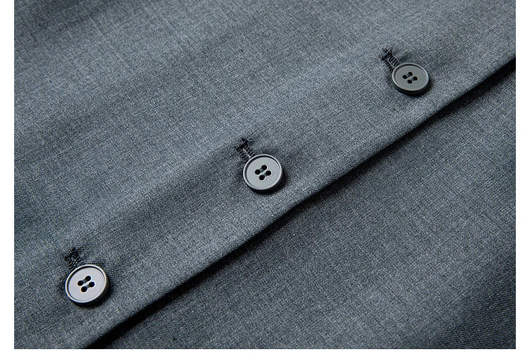 Close-up of the Fiord jacket placket. From Borcelleclothes.