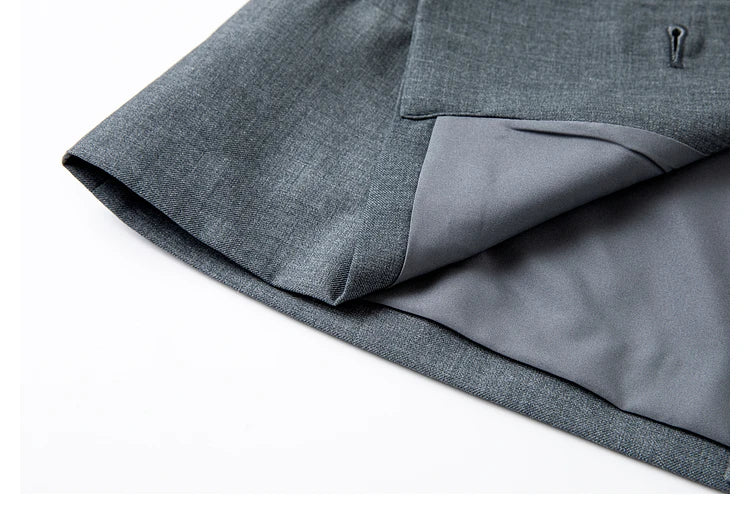 Unfolded bottom hem of the Fiord jacket highlighting inner composition. From Borcelleclothes.