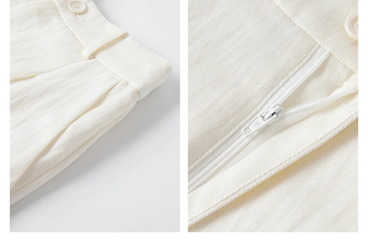 Slash pocket and unzipped fly detail of the Spring Wood trousers. From Borcelleclothes.